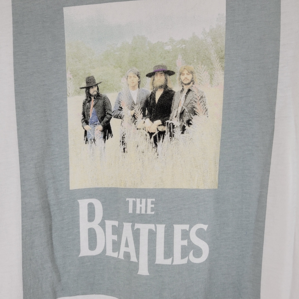 THE BEATLES white pixel Group In Field rock n roll short sleeve graphic tshirt - Picture 4 of 8